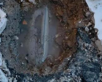 滨江楼顶漏水维修怎么找漏水点？